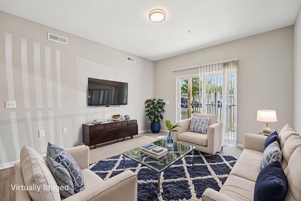 Bright living room at The Everett apartments in Gahanna
Modern apartment living room near Easton Columbus
Living room with large windows at The Everett Gahanna
Open living space in Gahanna apartment near Creekside
